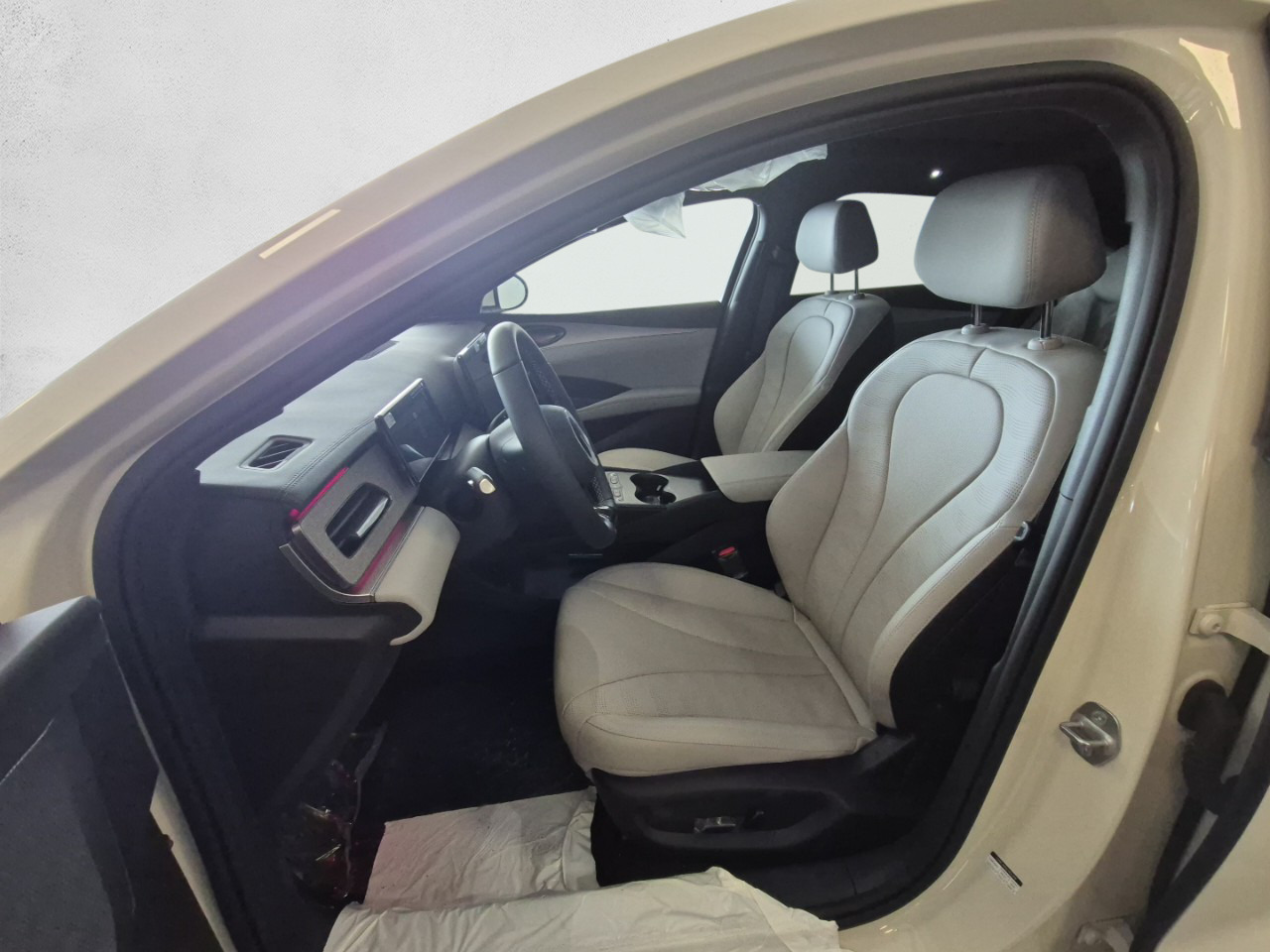 NUEVO BYD SEAL 6 DM-i - Imagen 17