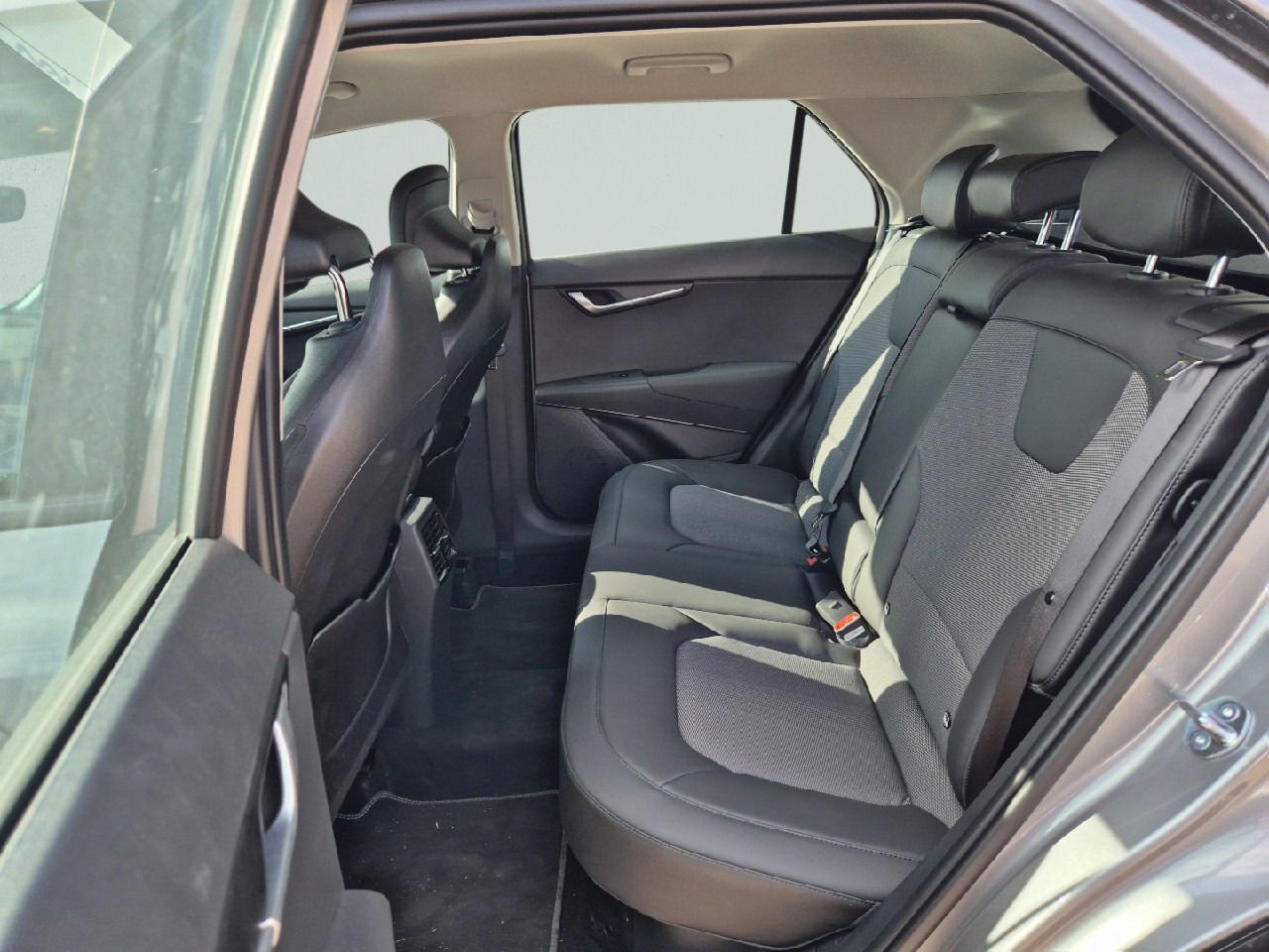 Kia Niro 1.6 GDi HEV 95kW (129CV) Drive - Imagen 15