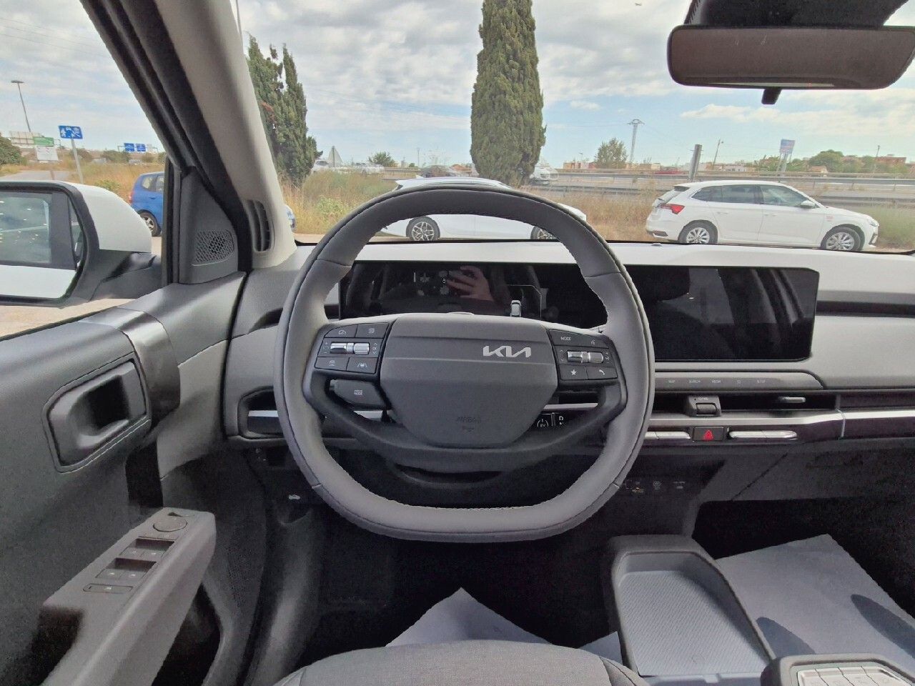 Kia EV3 Air Standard Range NEGRO - Imagen 13
