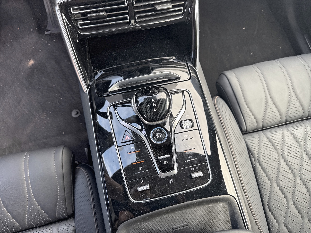 BYD TANG - Imagen 13