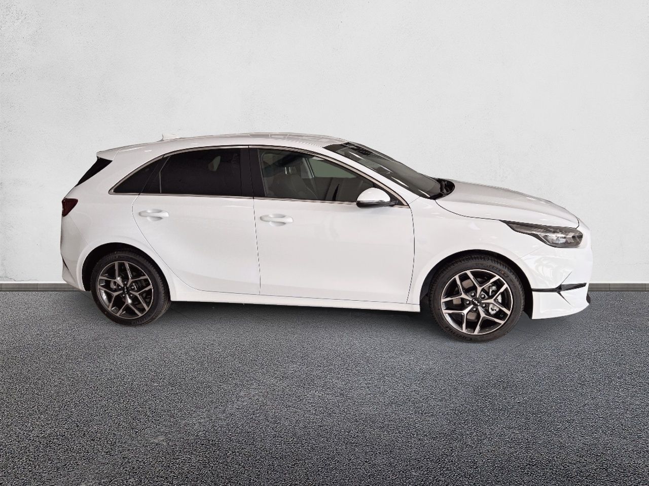 Kia Ceed 1.0 T-GDi 74kW (100CV) Tech - Imagen 4