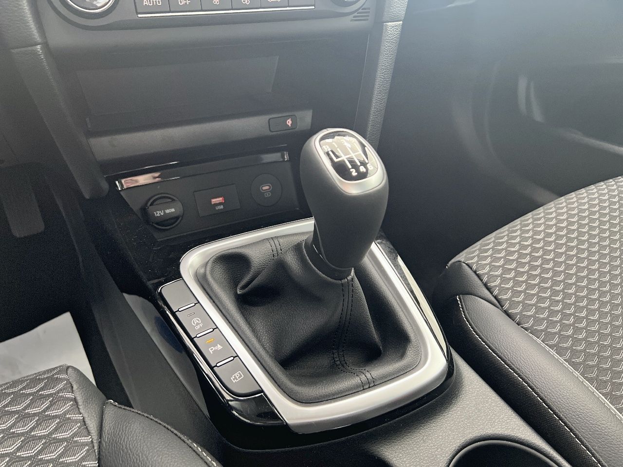 Kia Ceed 1.0 T-GDi 74kW (100CV) Tech - Imagen 12