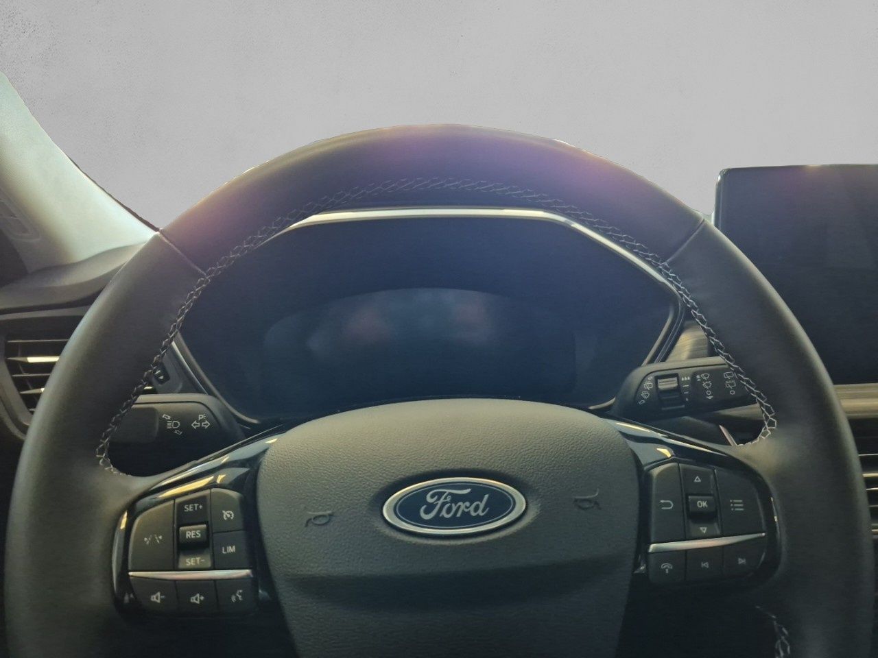 Ford Kuga Active 2.5 Duratec FHEV 132kW Auto - Imagen 13