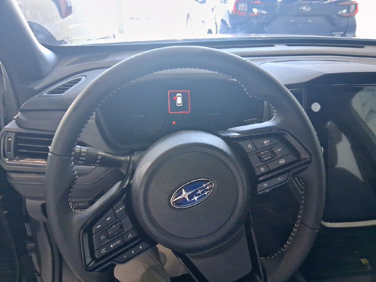 Subaru Forester 2.0i Hybrid Active - Imagen 11