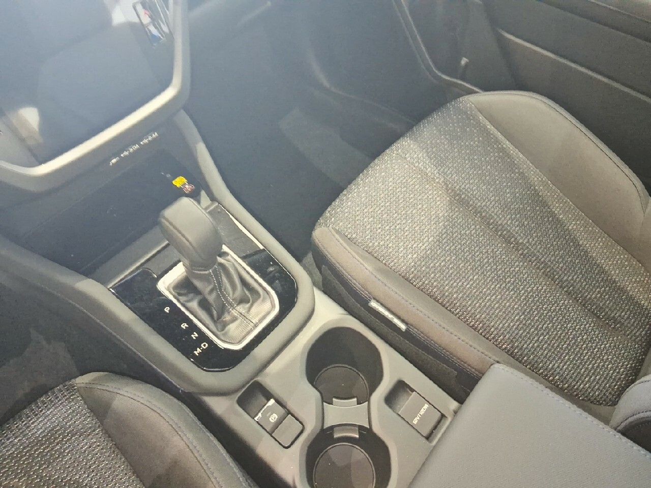 Subaru Forester 2.0i Hybrid Active - Imagen 12