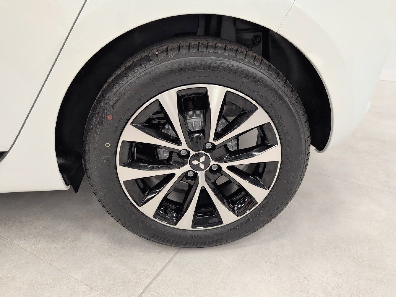 Mitsubishi Colt 100T Kaiteki KM 0 - Imagen 16